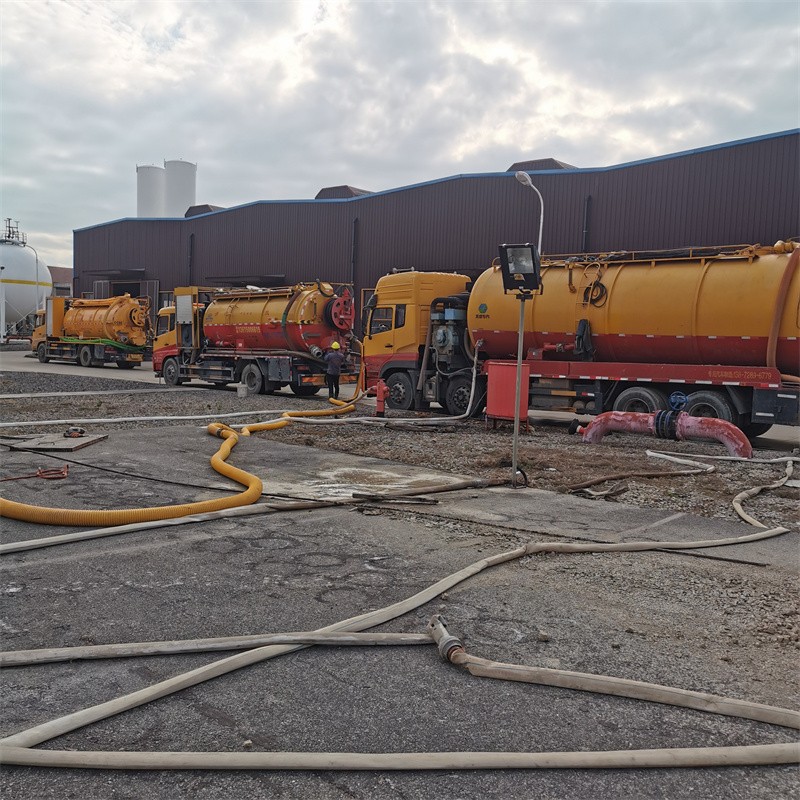 东戴河污水池清理